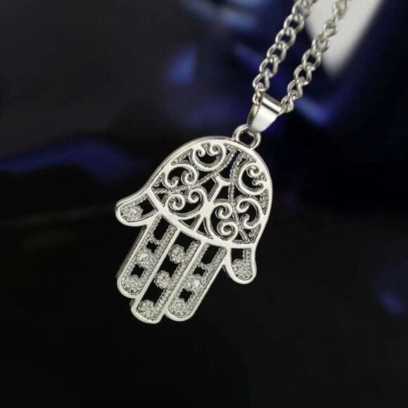 Jewelry - Jewelry necklace chain Hamsa hand protection white gold tone fashion brand new